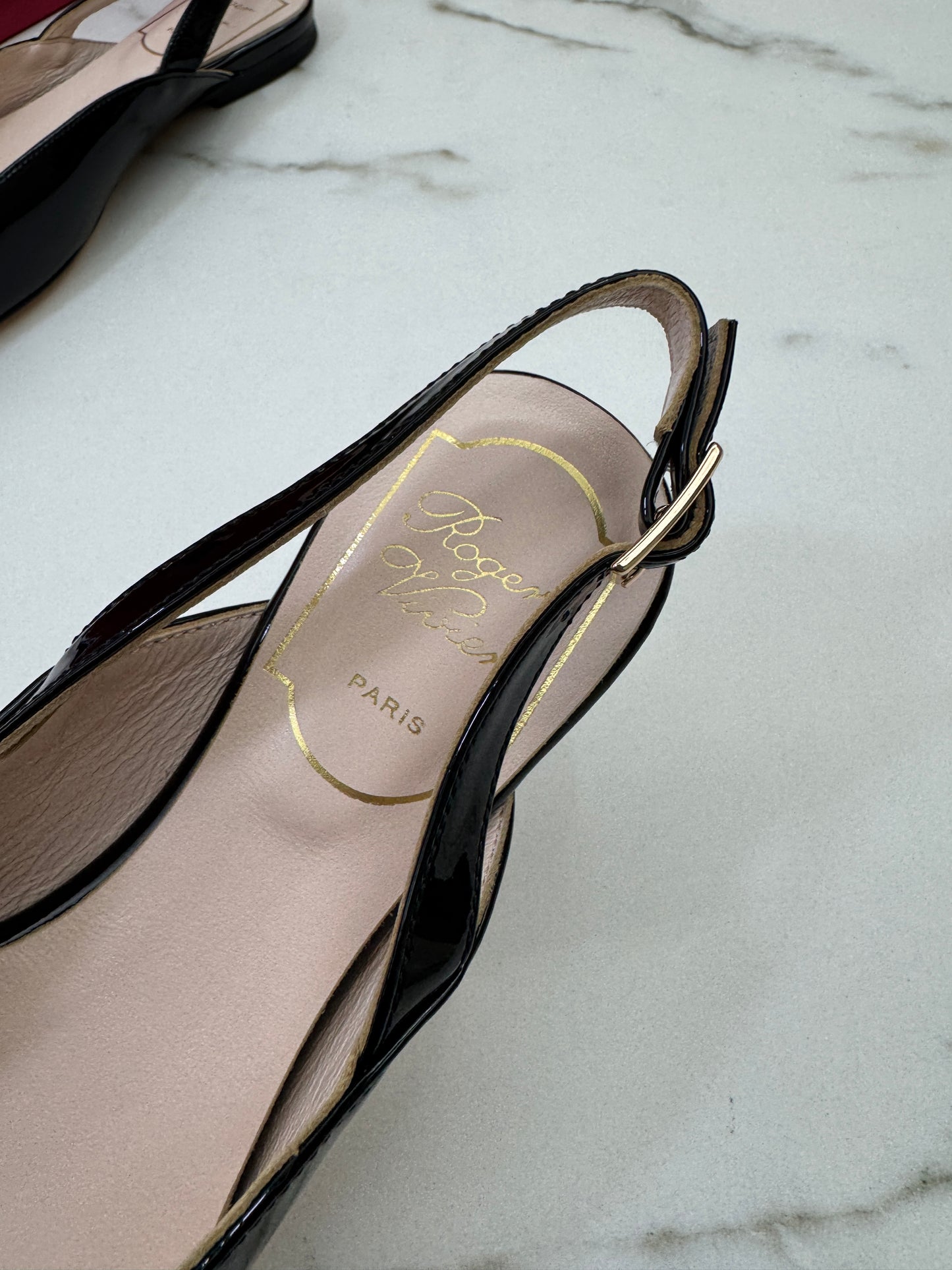 RV Slingback 漆皮黑色