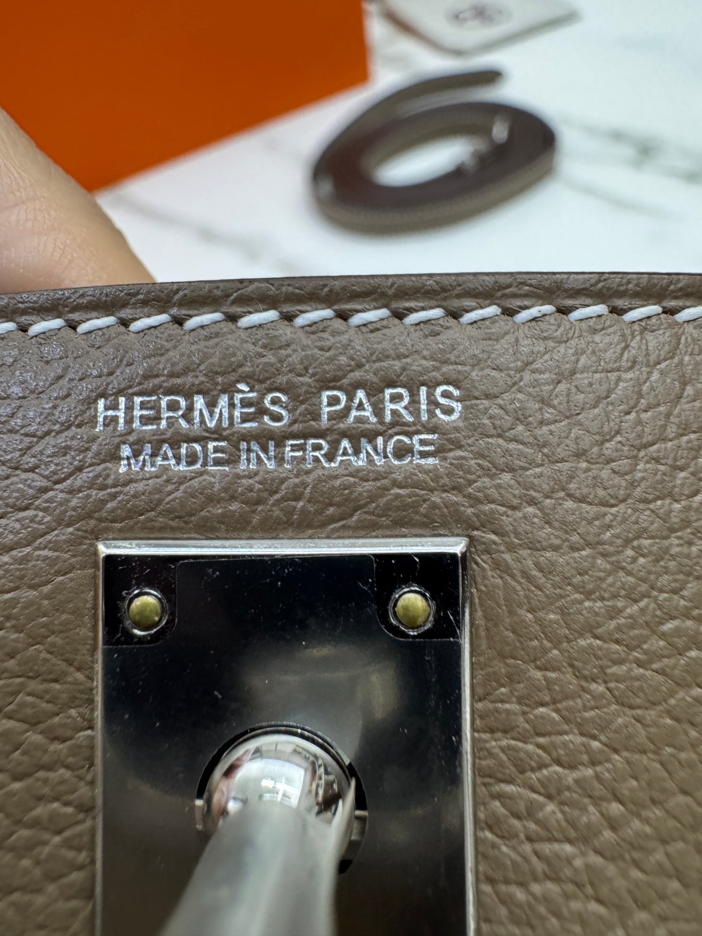 HERMES Kelly Danse 大象灰銀扣 Etoupe PHW