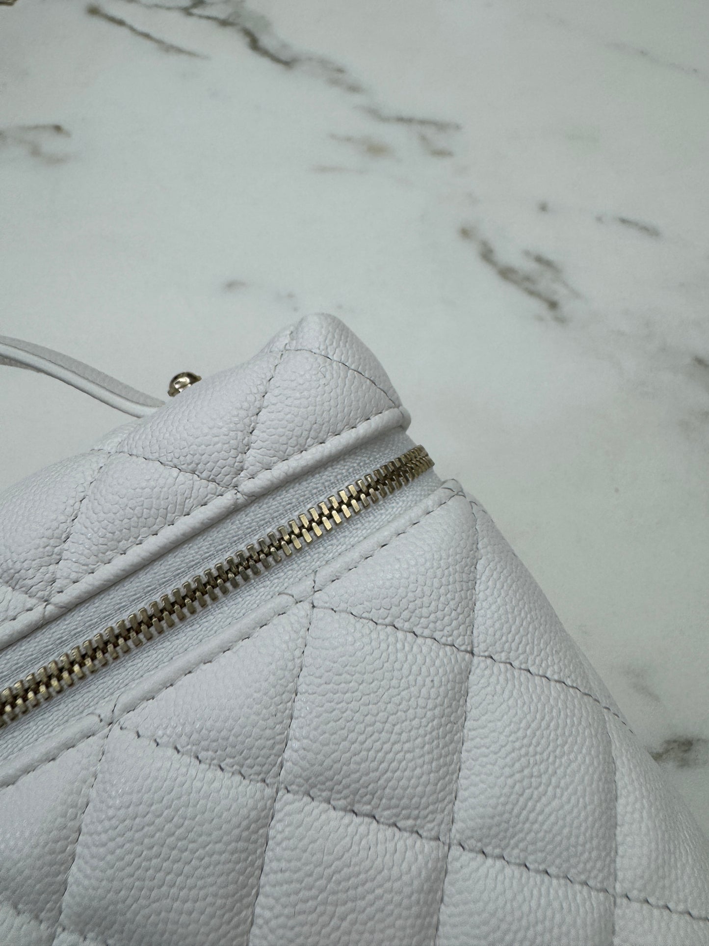 CHANEL 25C LP盒子包 白色 Vanity