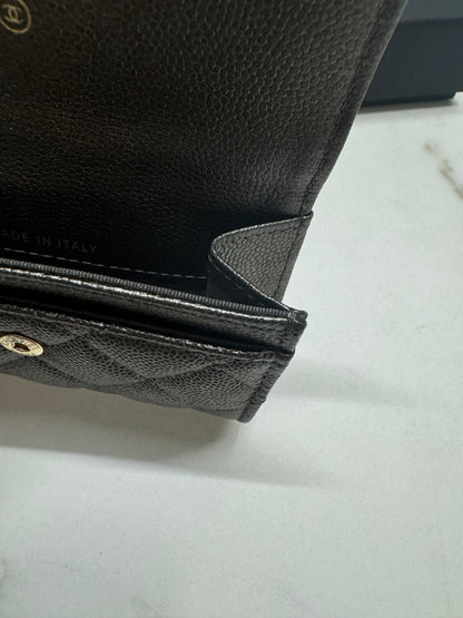 CHANEL 24S 雕刻logo Card Holder