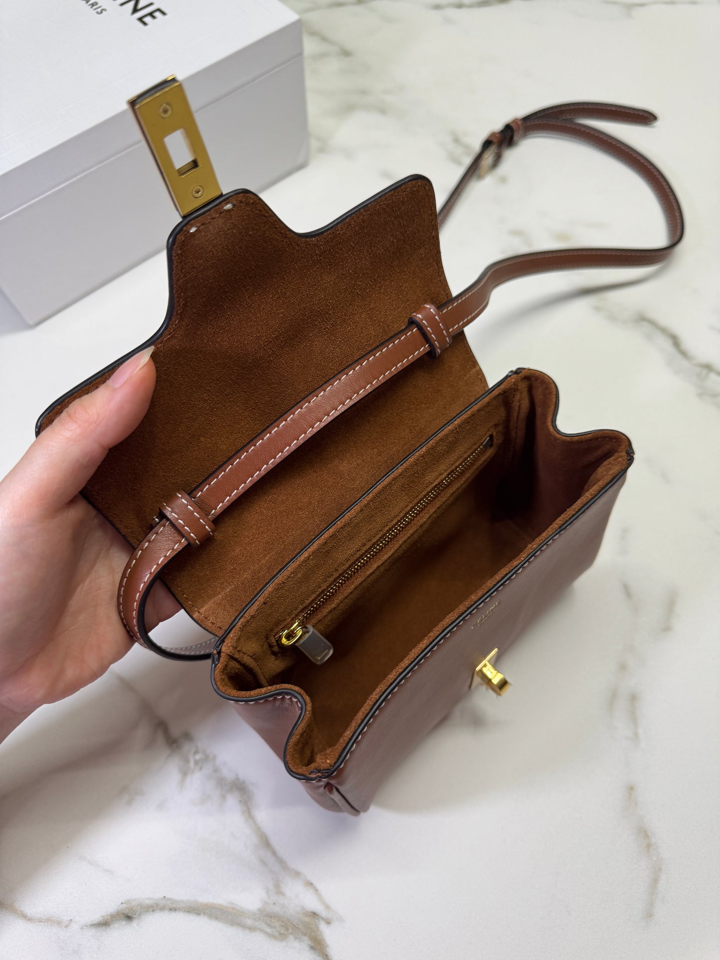 CELINE Mini Soft 16 棕色