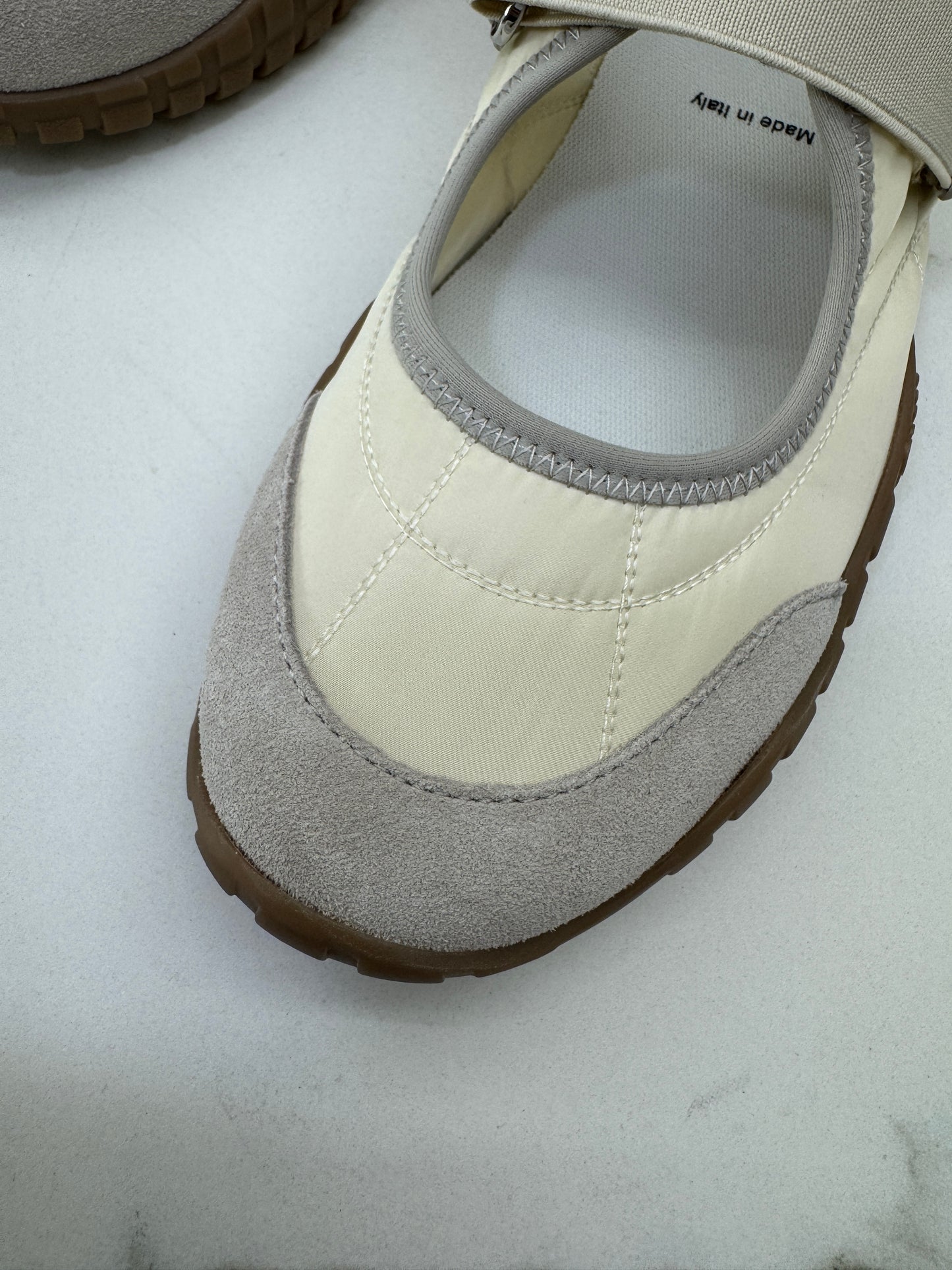 MIU MIU Tyre 魔術貼瑪麗珍運動鞋￼