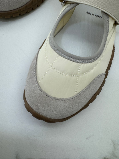 MIU MIU Tyre 魔術貼瑪麗珍運動鞋￼