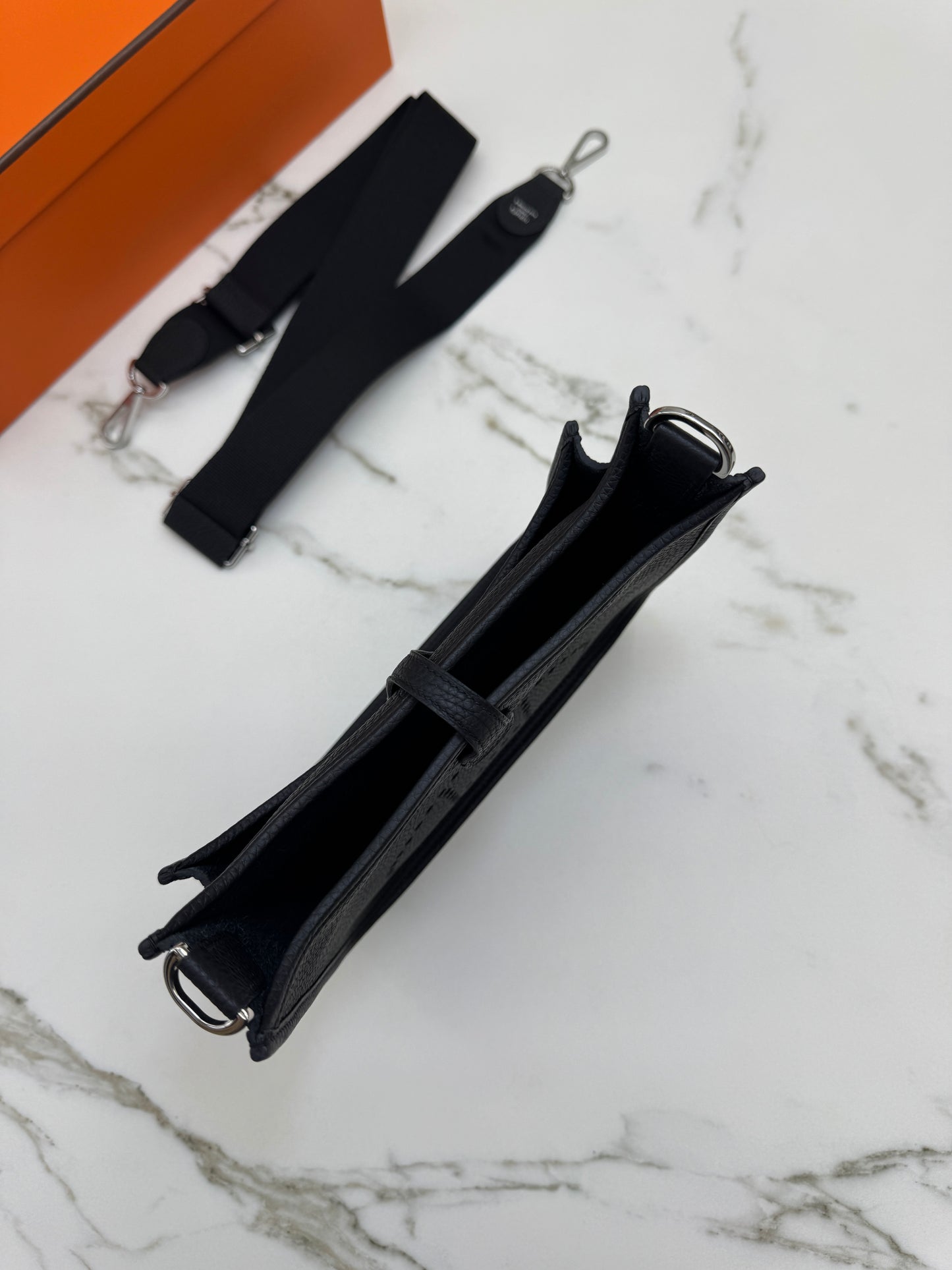 HERMES Evelyne23 黑銀 TC