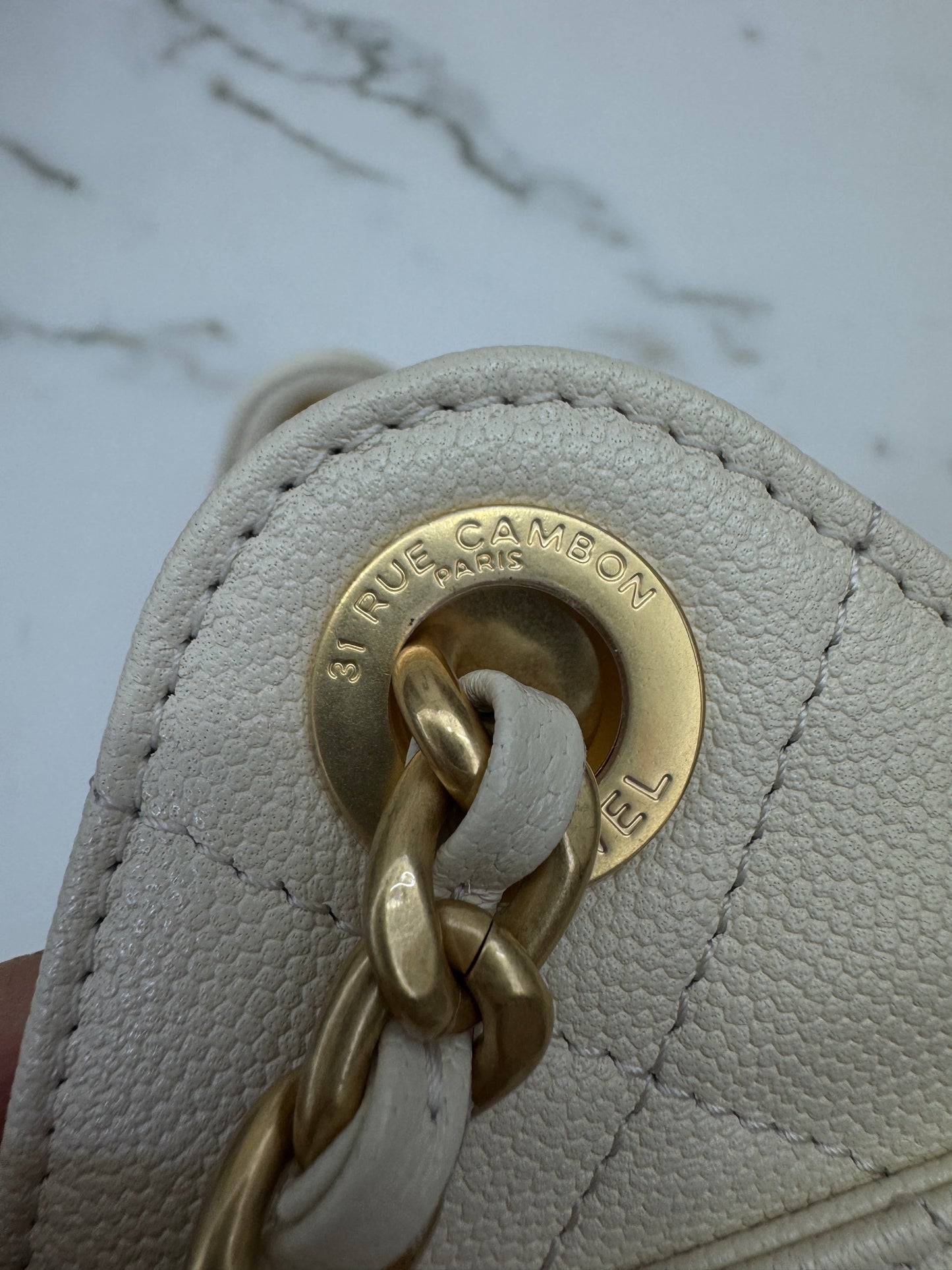 CHANEL Mini 25Bag 米色