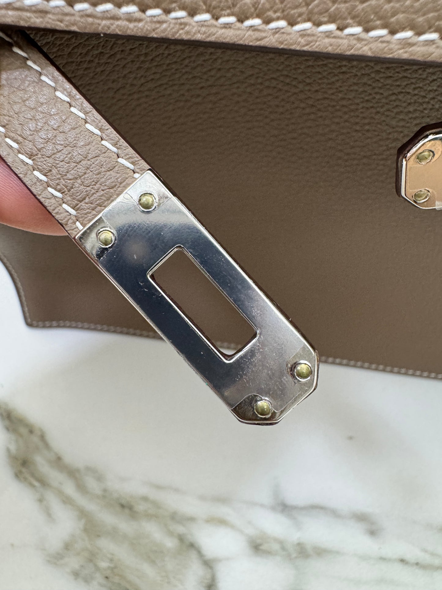 HERMES Kelly Danse 大象灰銀扣 Etoupe PHW
