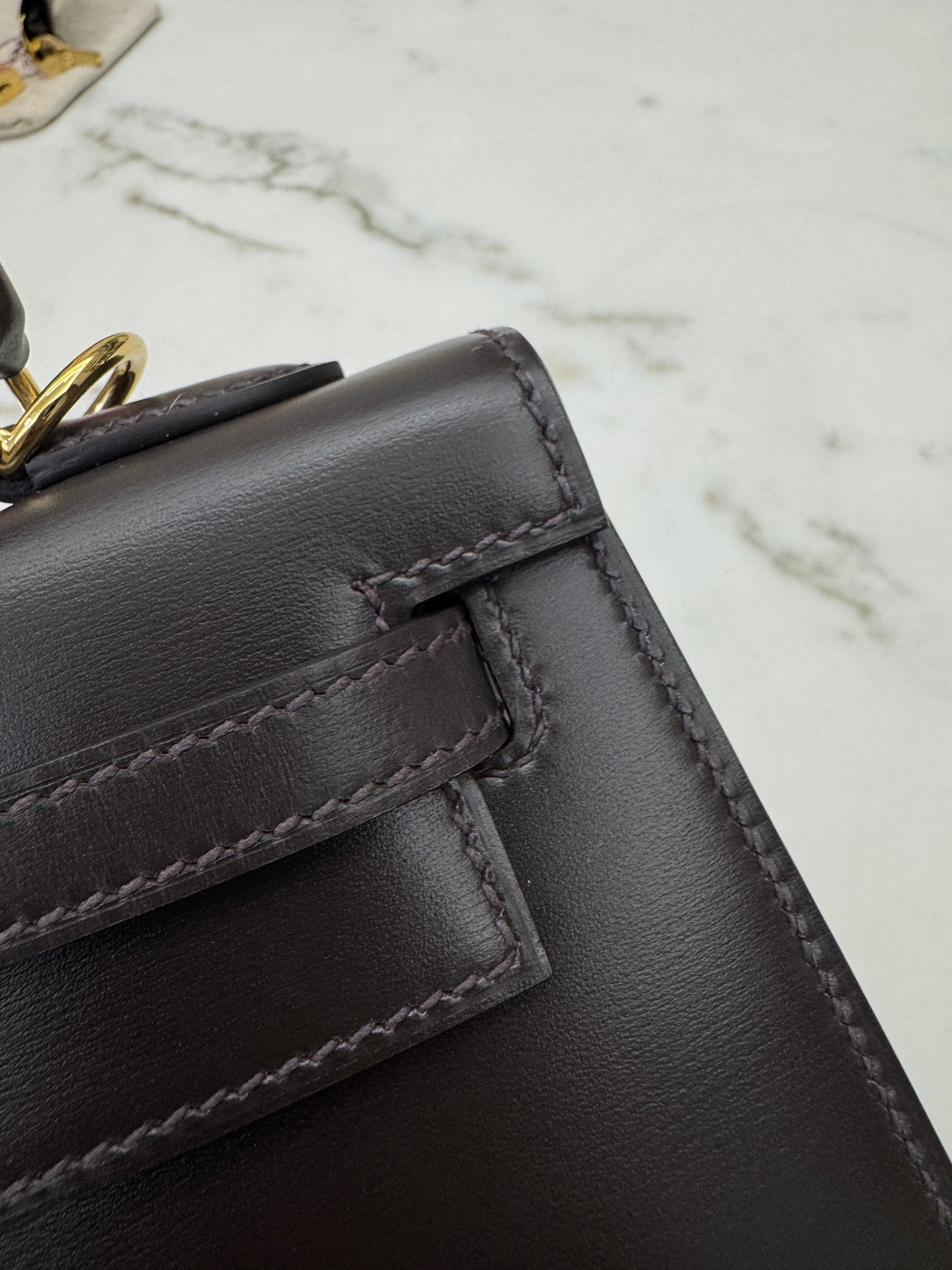 HERMES Kelly 25 烏木色Box皮金扣 外縫 Ebene Box Leather Seilier GHW