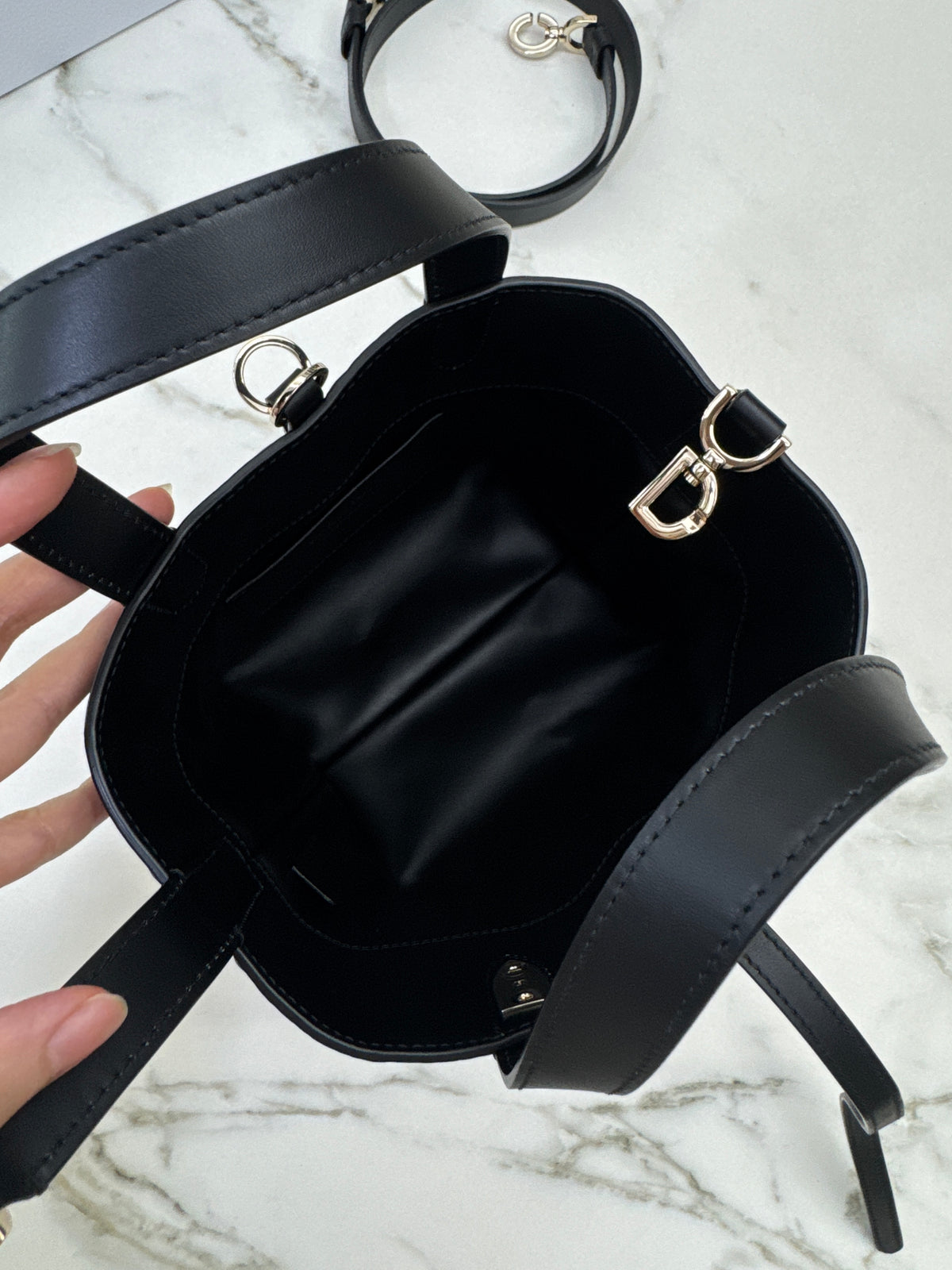 DIOR Toujours Vertical Small Black