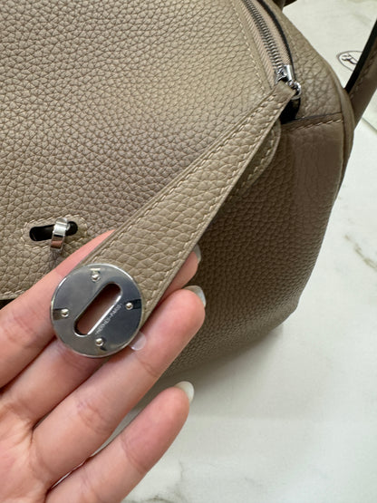 HERMES Lindy26 馬爾法米 銀扣 TC