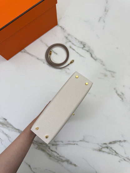 HERMES Mini Kelly II 奶昔白金扣 Epsom GHW