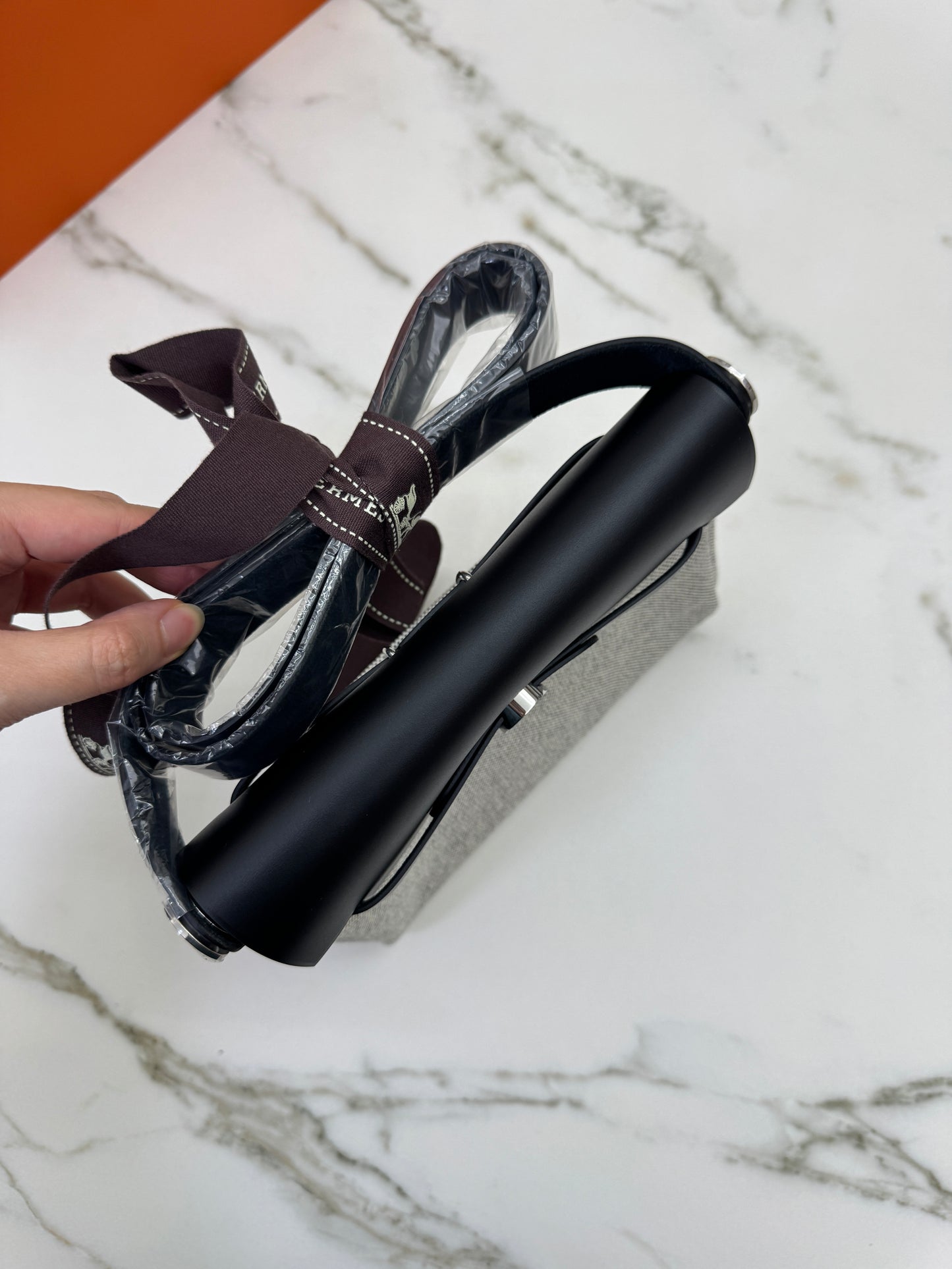 HERMES Mini Herbag 熊貓黑扣
