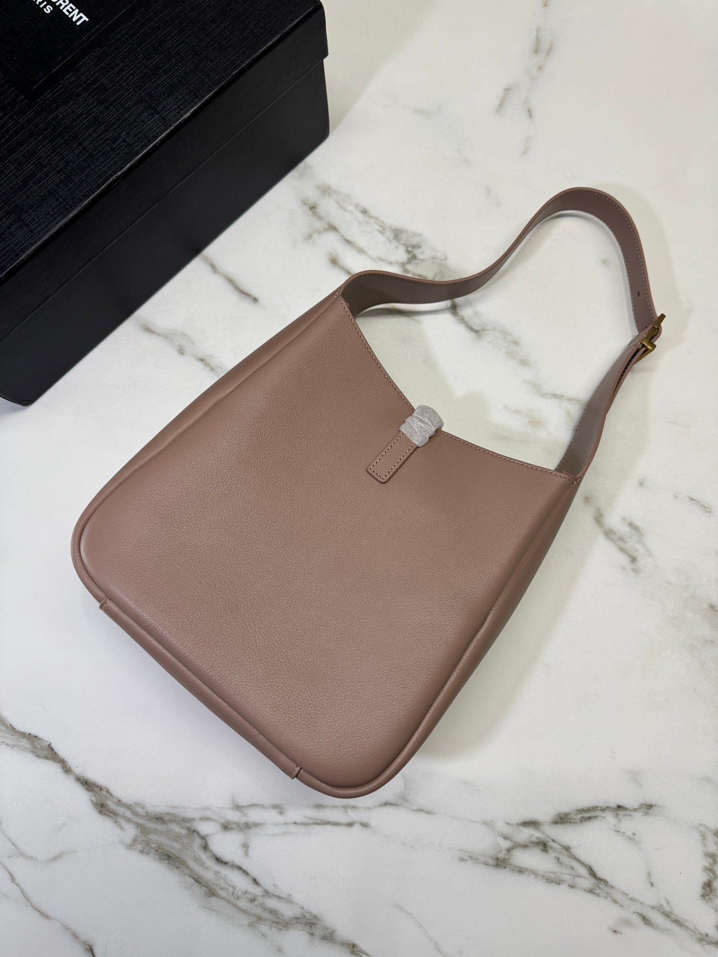YSL LE 5 A7 Hobo 奶茶色 Small