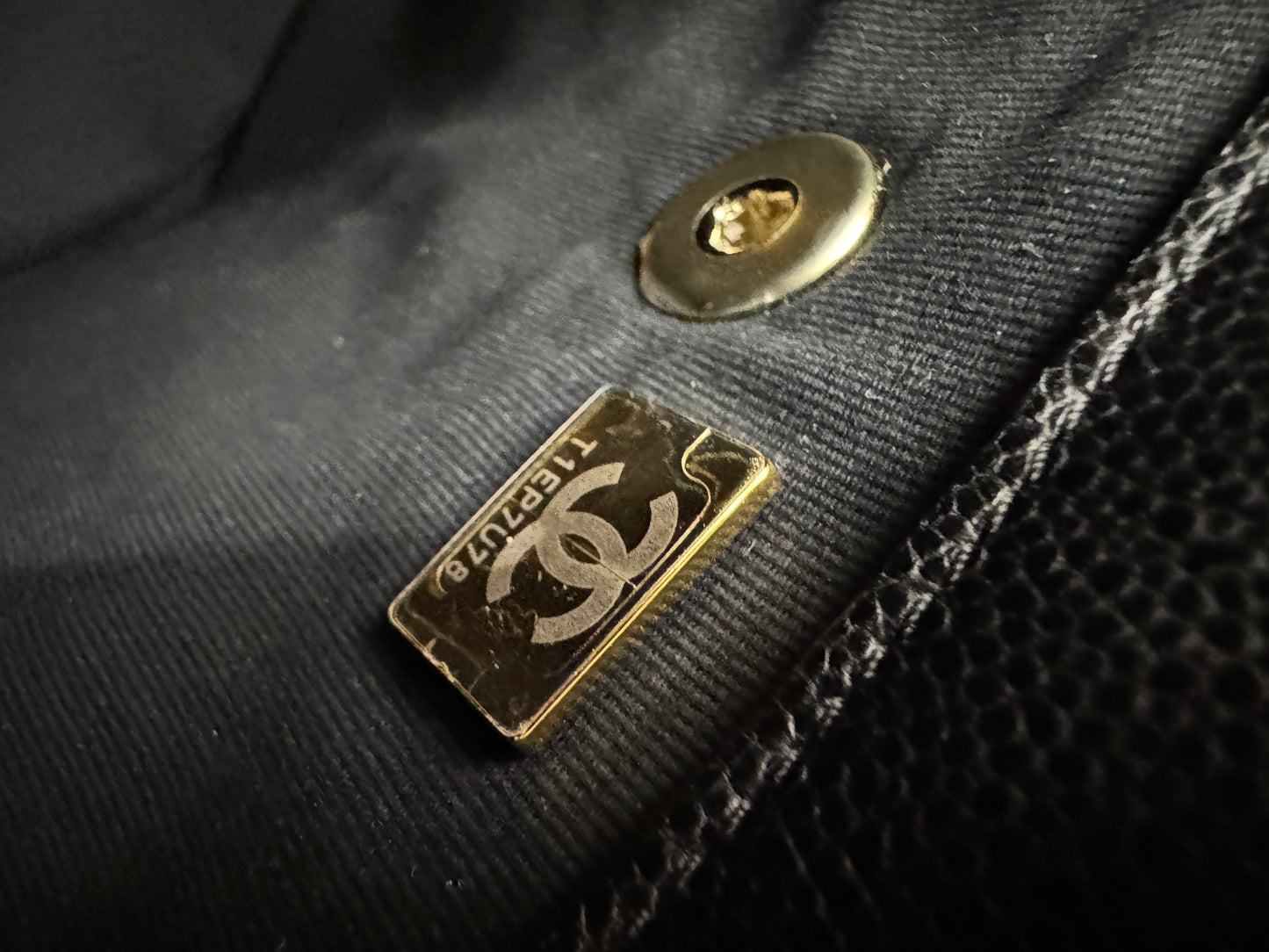 CHANEL 青蛙Duma 荔枝牛皮 Large