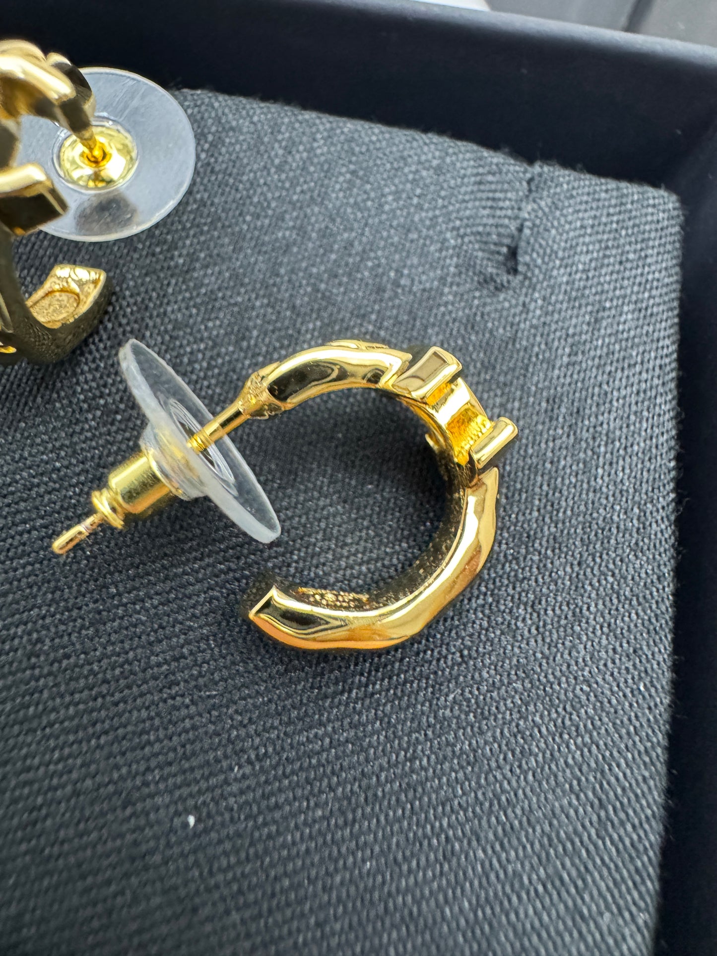 CHANEL 26P 菱格紋圈型耳環