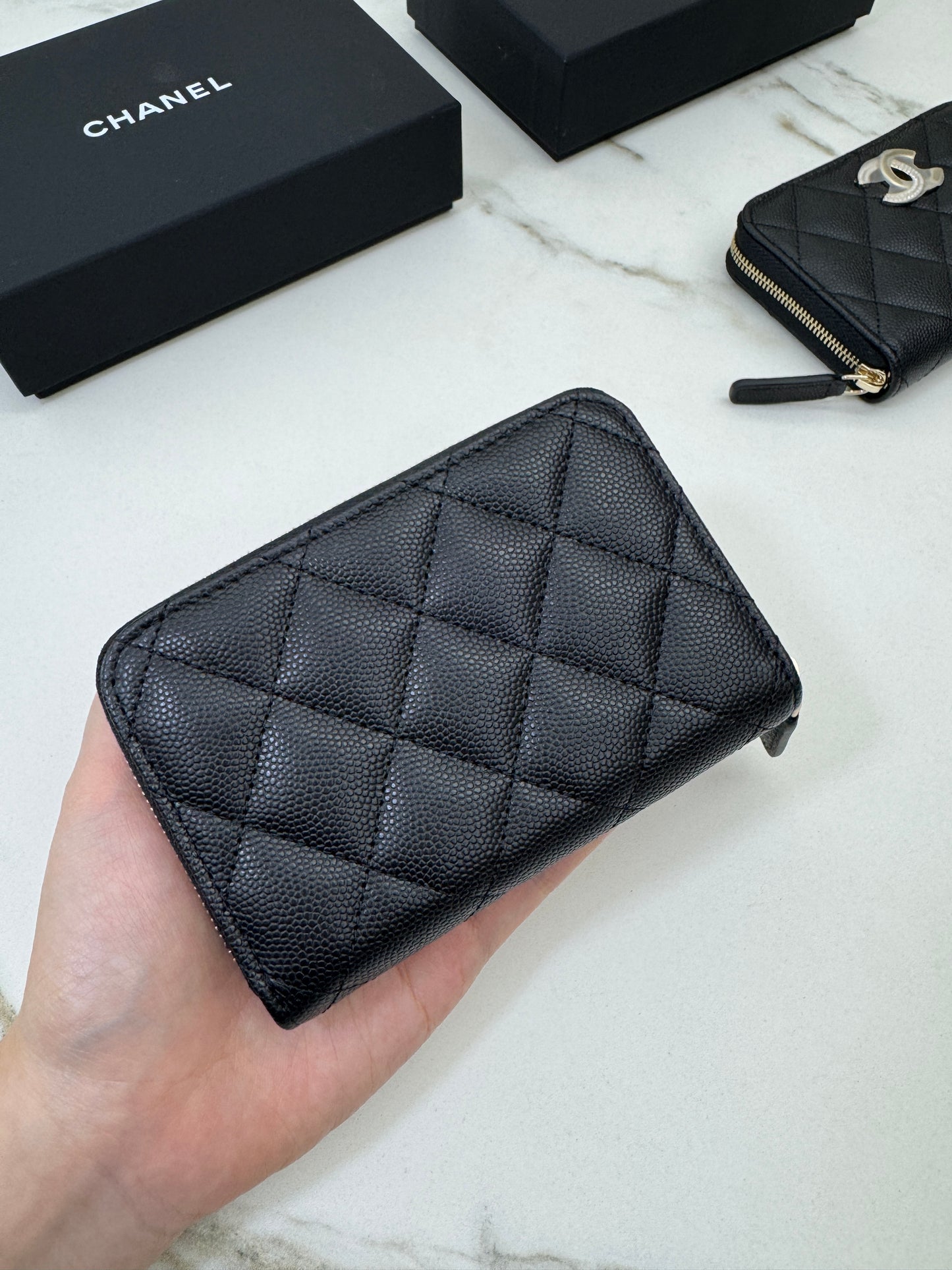 CHANEL 24B半鑽扣 加大零錢包 可放對摺紙幣