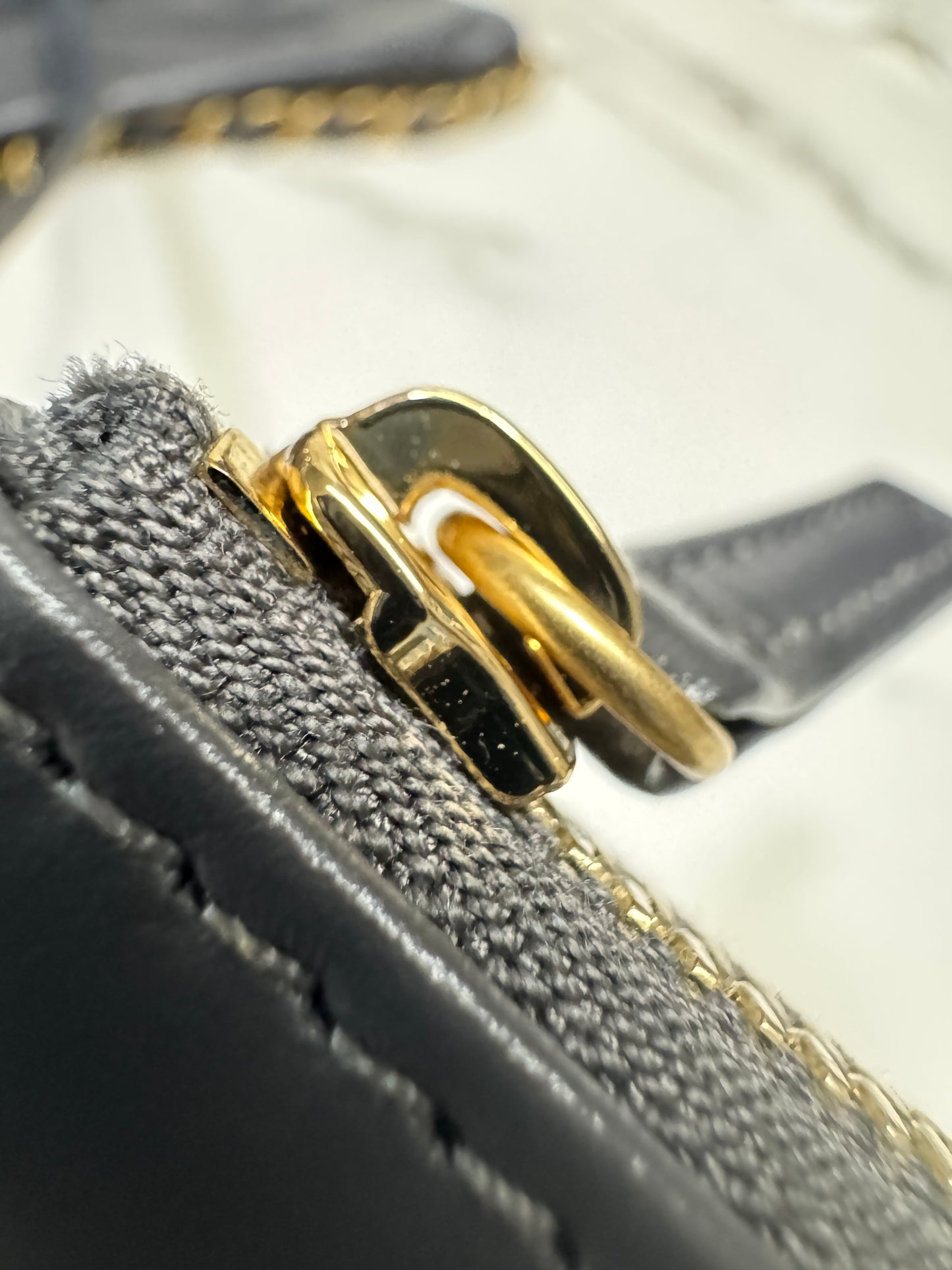 CHANEL 22Bag 小號 深灰色