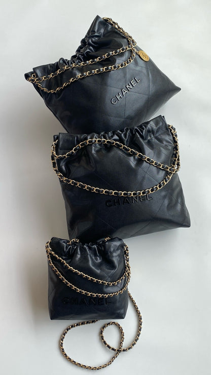 CHANEL Mini 22 Bag 荔枝牛皮