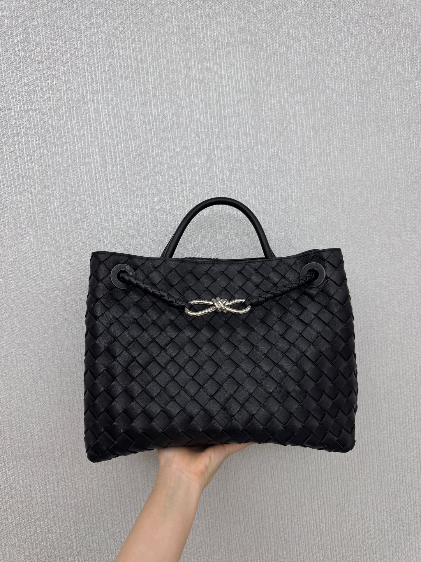 BV Andiamo Medium 黑銀