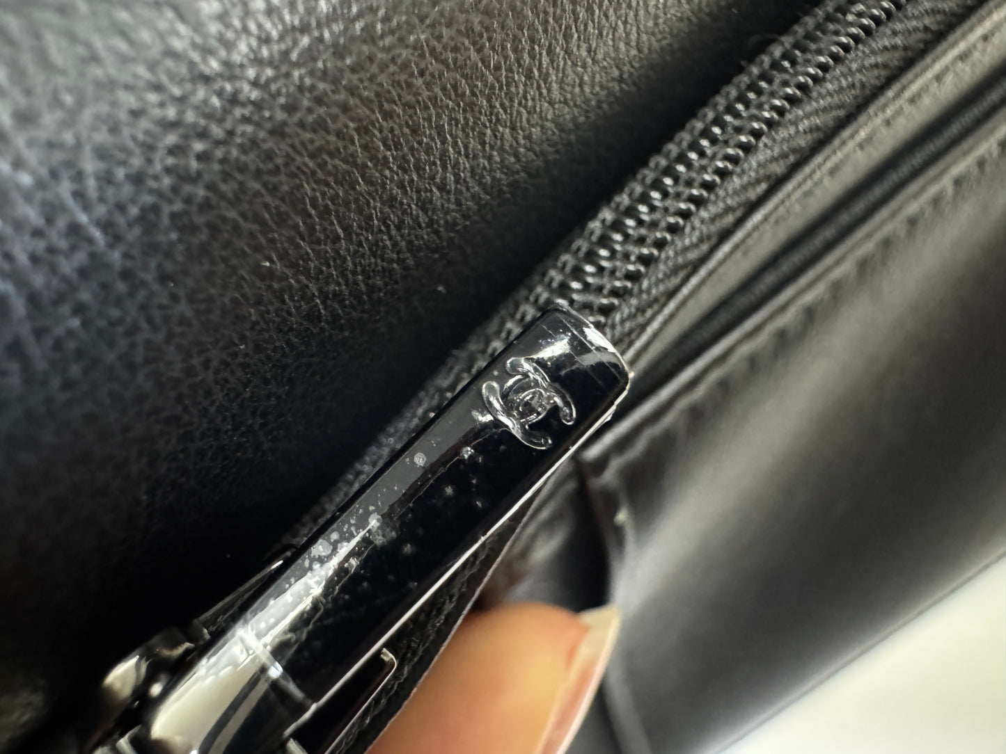 CHANEL 25K Passport Holder So Black