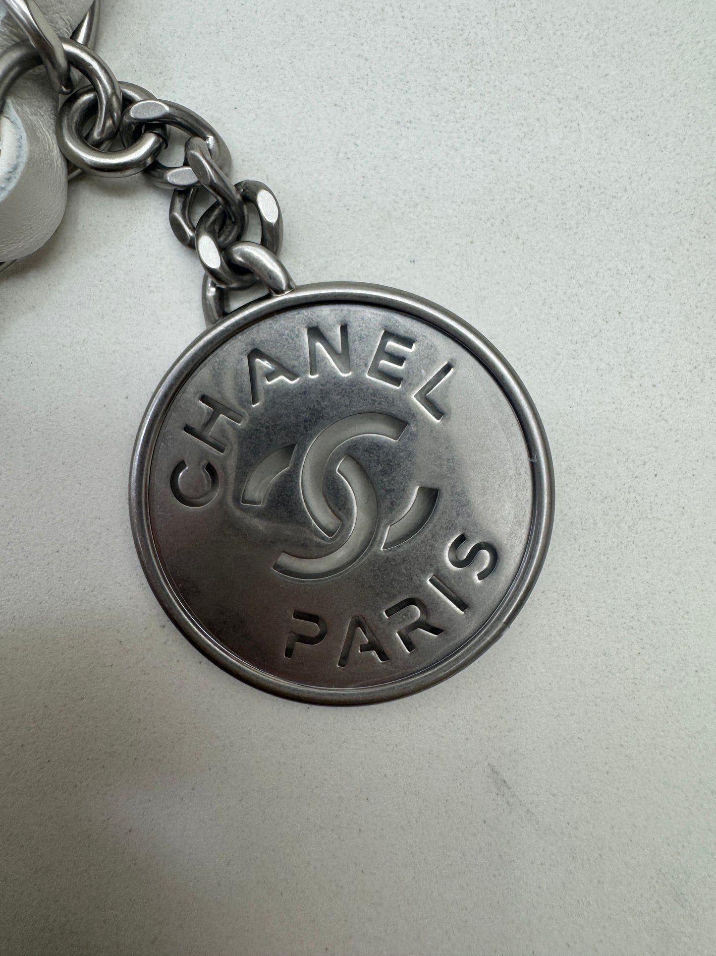 CHANEL 22Bag Small 白銀