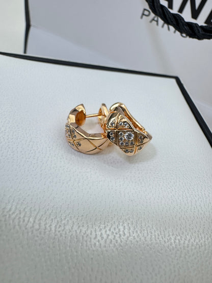 CHANEL Coco Crush 碎鑽耳環 玫瑰金