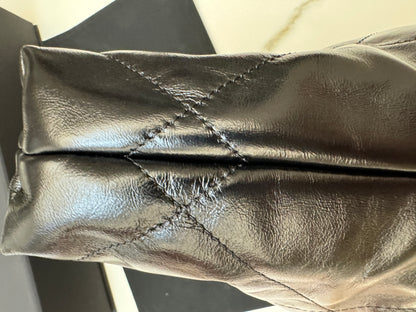 CHANEL mini 22 so black