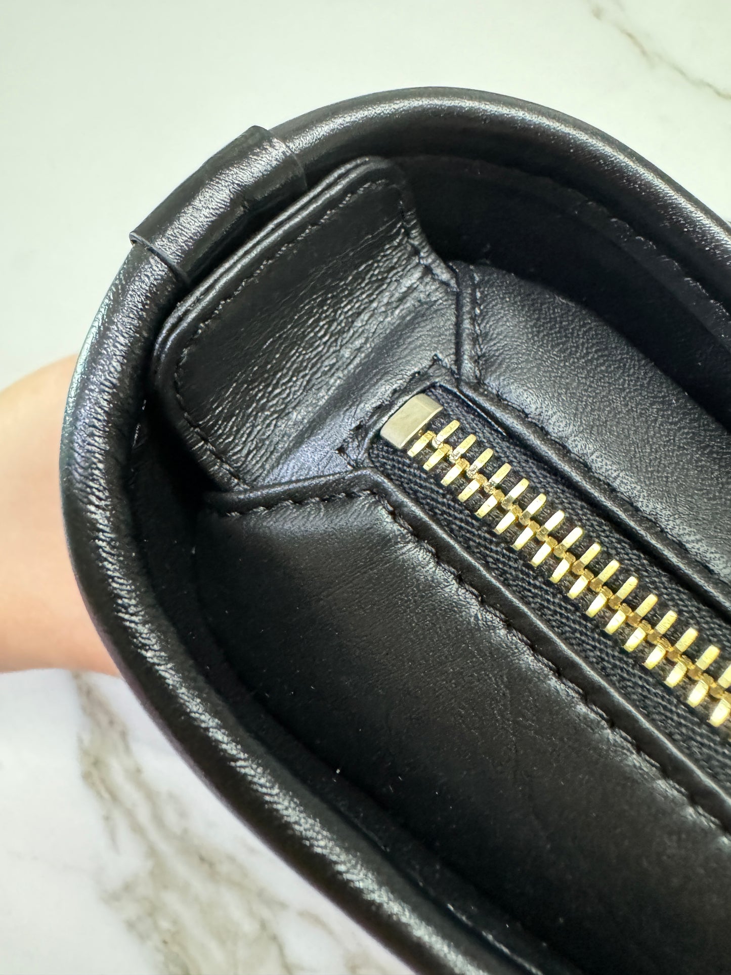 CHANEL Gabrielle 流浪Hobo Small 20cm