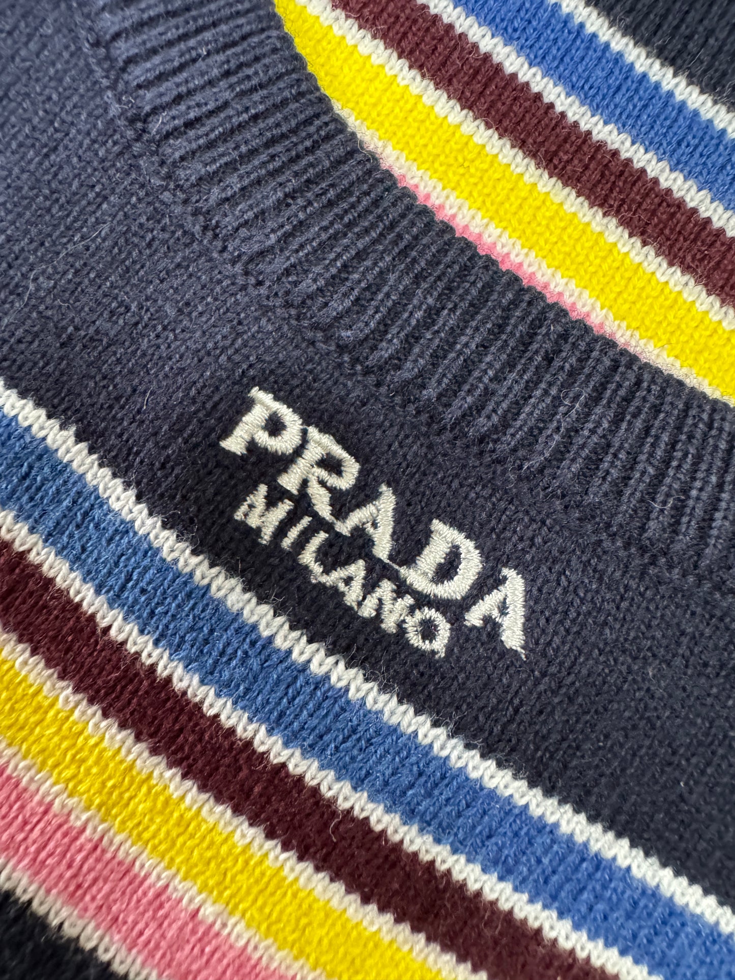 PRADA 彩色條紋針織背心