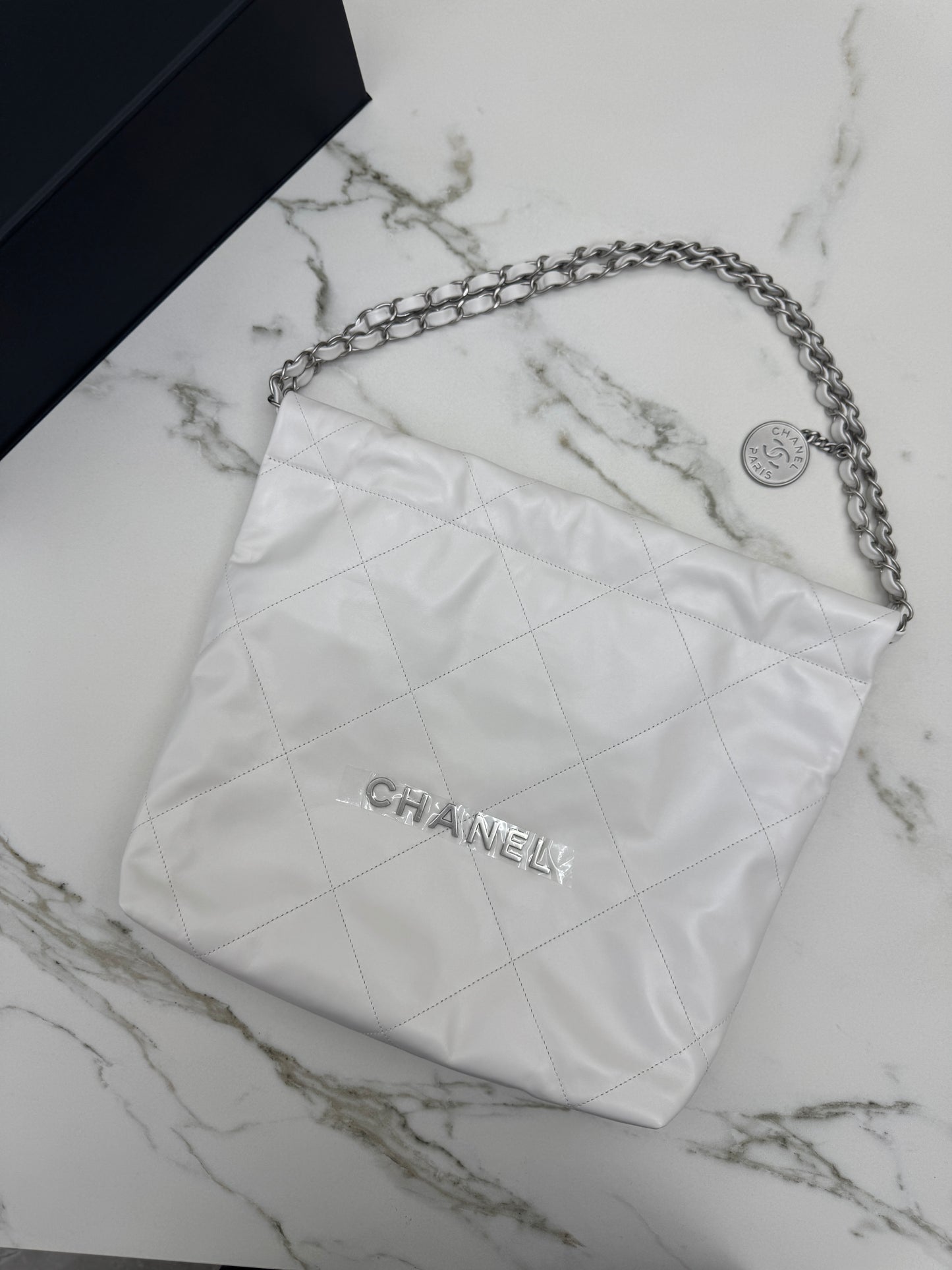 CHANEL 22Bag Small 白銀