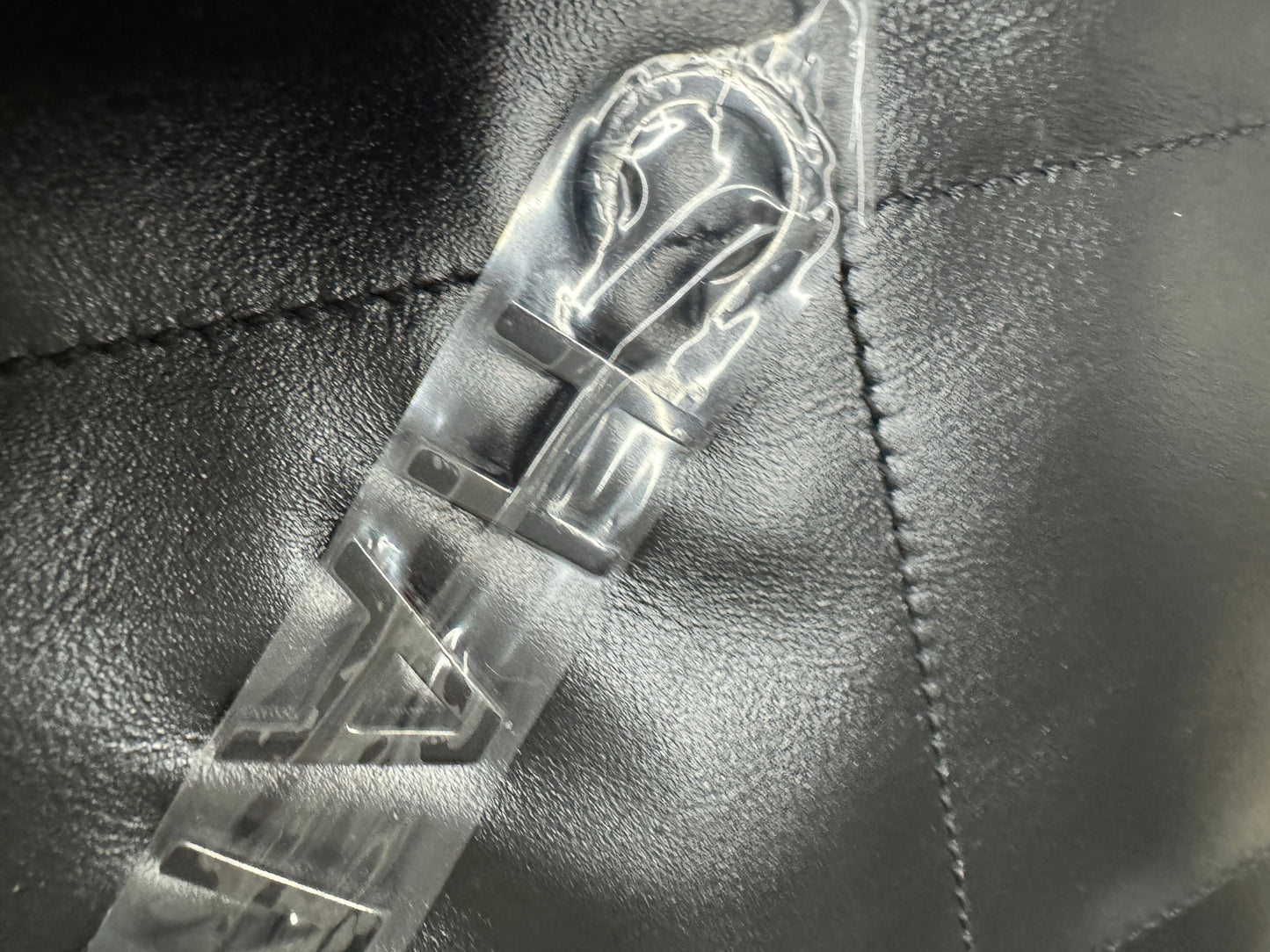 CHANEL 22 Bag Large So Black