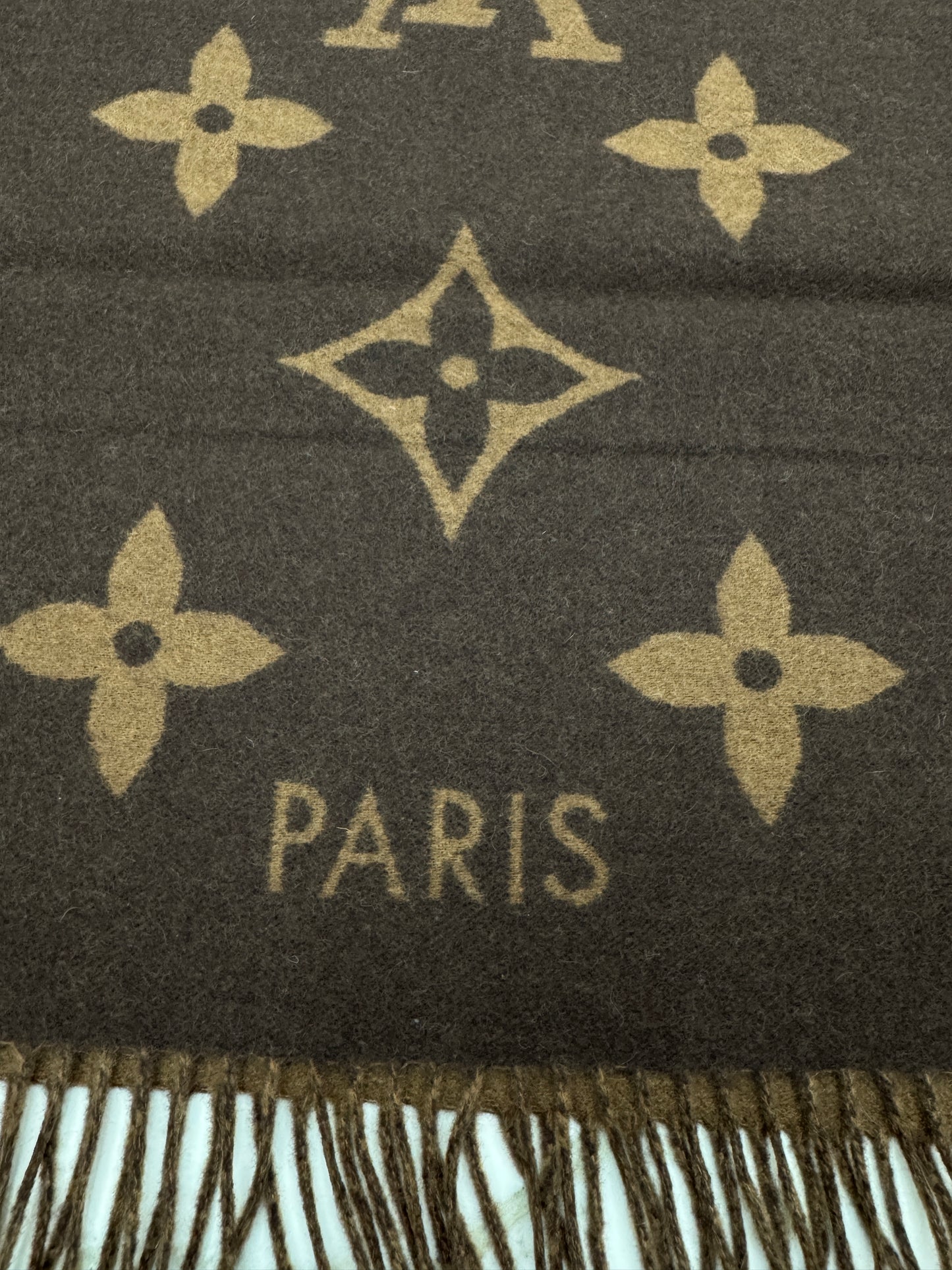 LV Reykjavik Scarf Marron Fonce 100% Cashmere