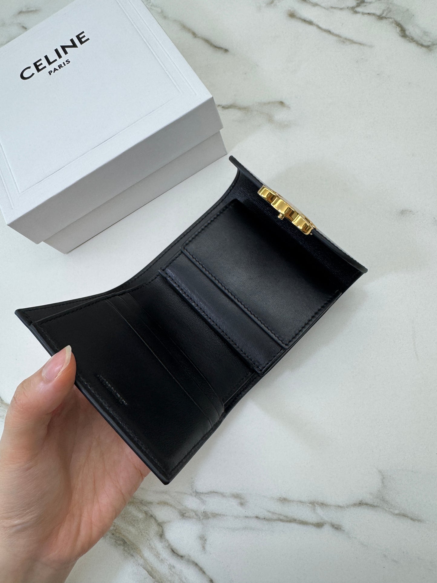 CELINE Wallet 凱旋門金扣Box皮