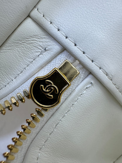 CHANEL 26S 新版腰線LP盒子包 Vanity