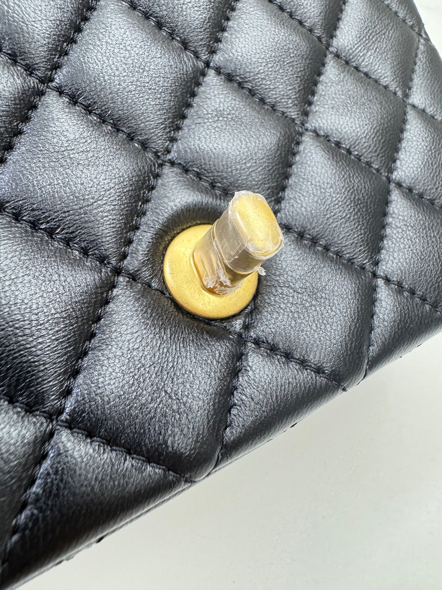 CHANEL 25B調節扣 Mini CF17