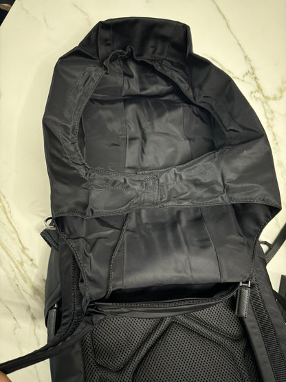 PRADA 連帽Backpack