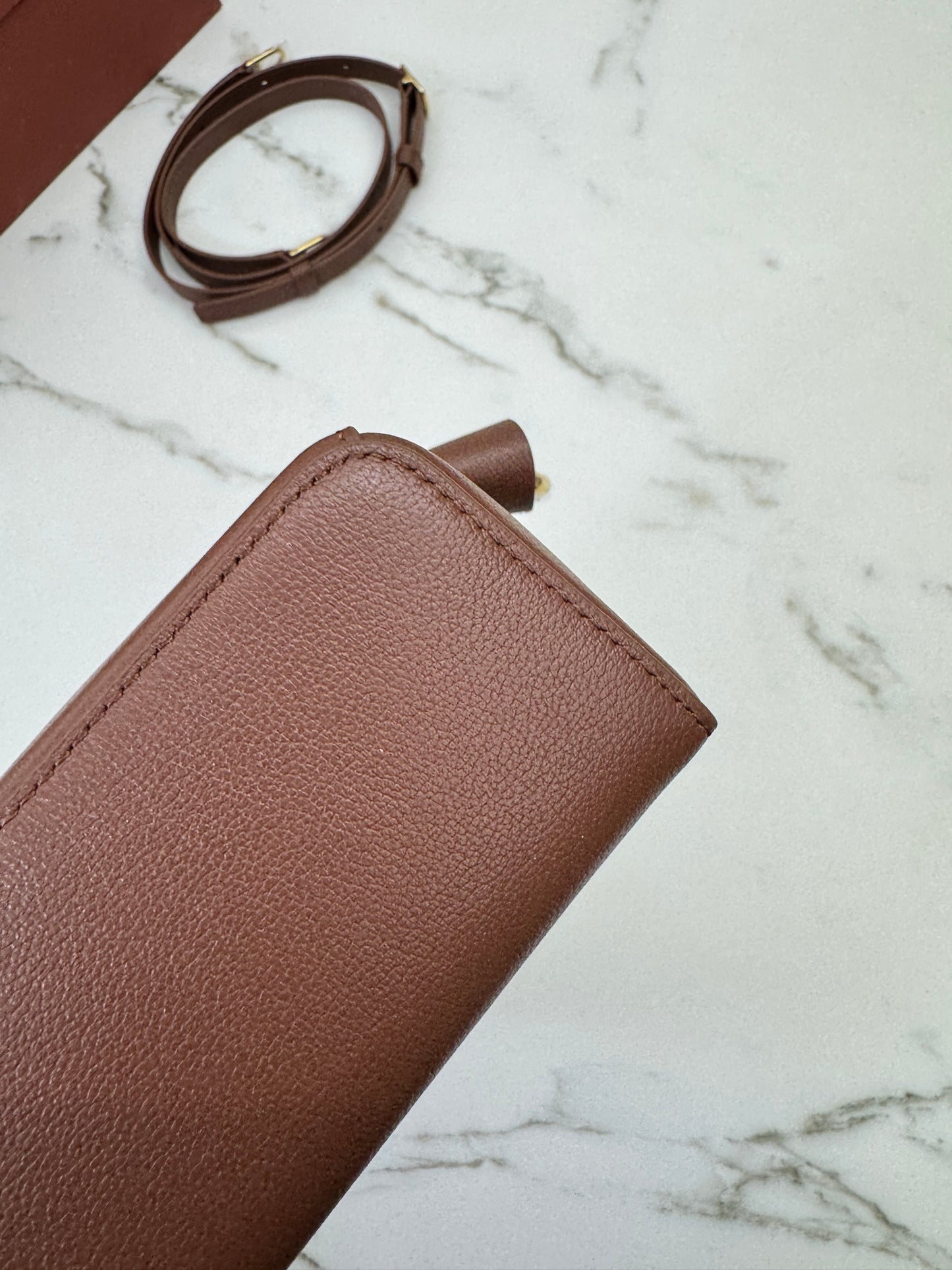 LORO PIANA Extra Bag 23 焦糖棕色