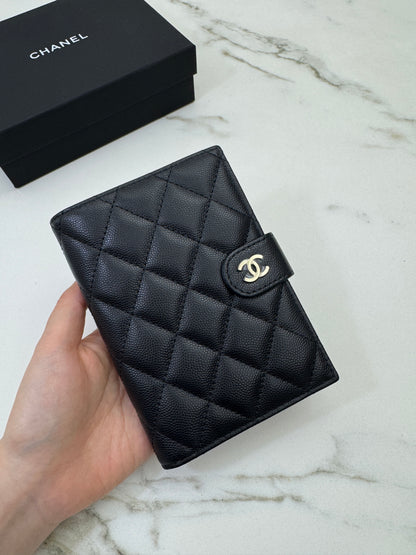 CHANEL Passport Holder 黑金牛 Black Caviar Calfskin