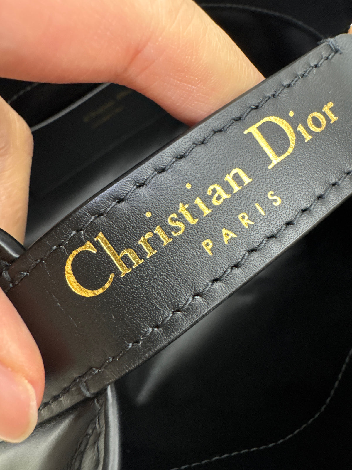 DIOR Toujours Vertical Small Black