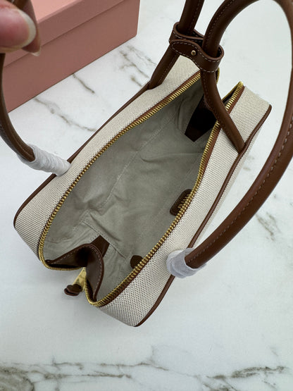 MIU MIU Beau 帆布