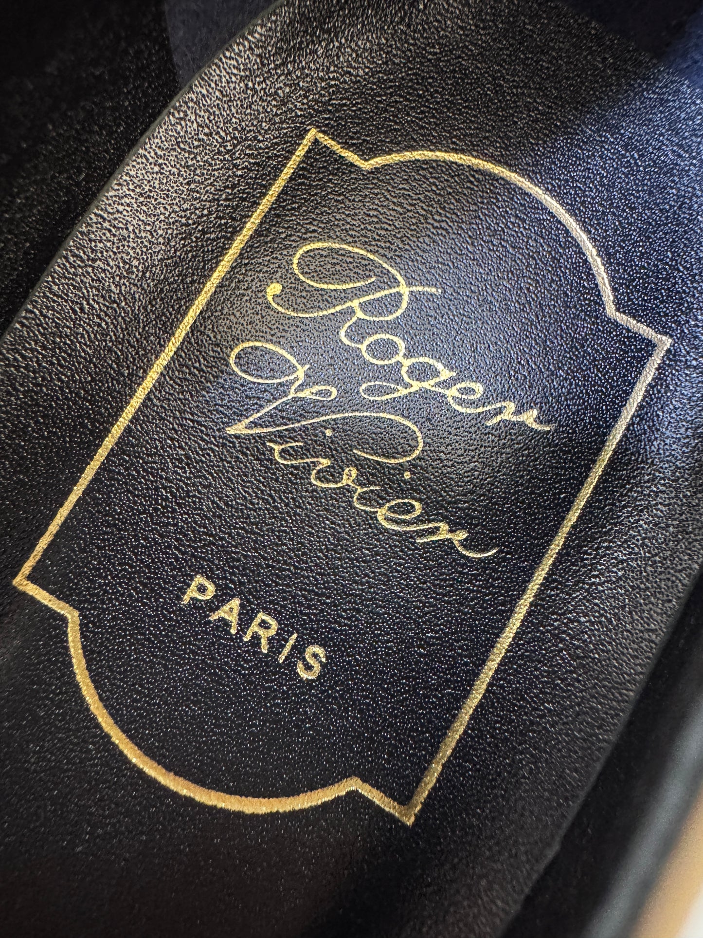 RV Trompette 喇叭跟7cm 漆皮高跟鞋 米灰色