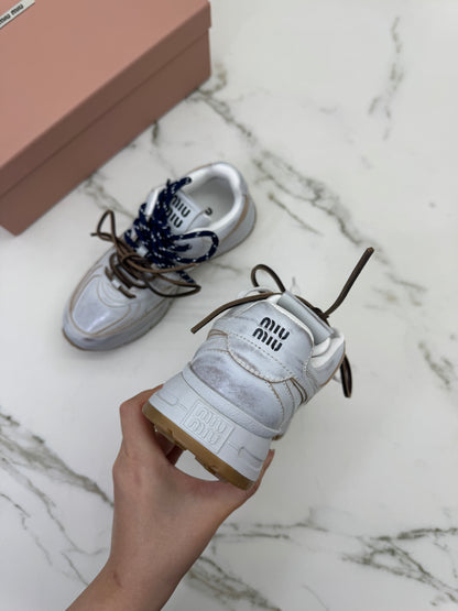 MIU MIU X NB 25年版 做舊老爹鞋￼