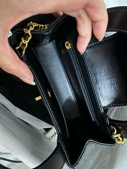 CHANEL 23K Kelly Nano Black