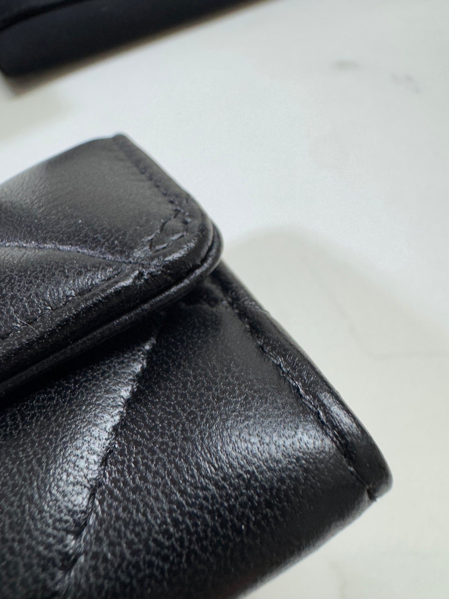 CHANEL 19 Card Holder