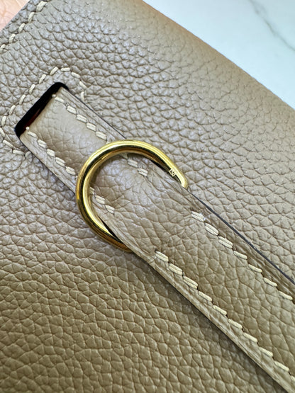 HERMES Kelly Danse 馬爾法米金扣 Evercolor 8Q GHW