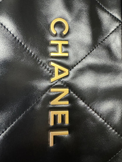 CHANEL 22Bag 雙口袋 S 24B