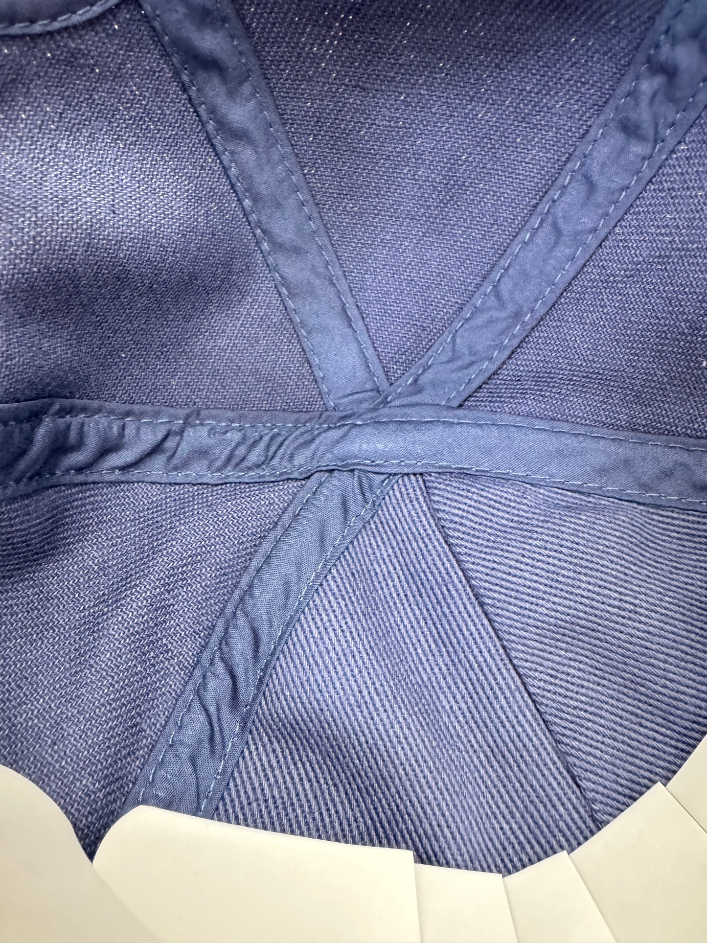 MIU MIU 後抽繩鴨舌帽 深藍