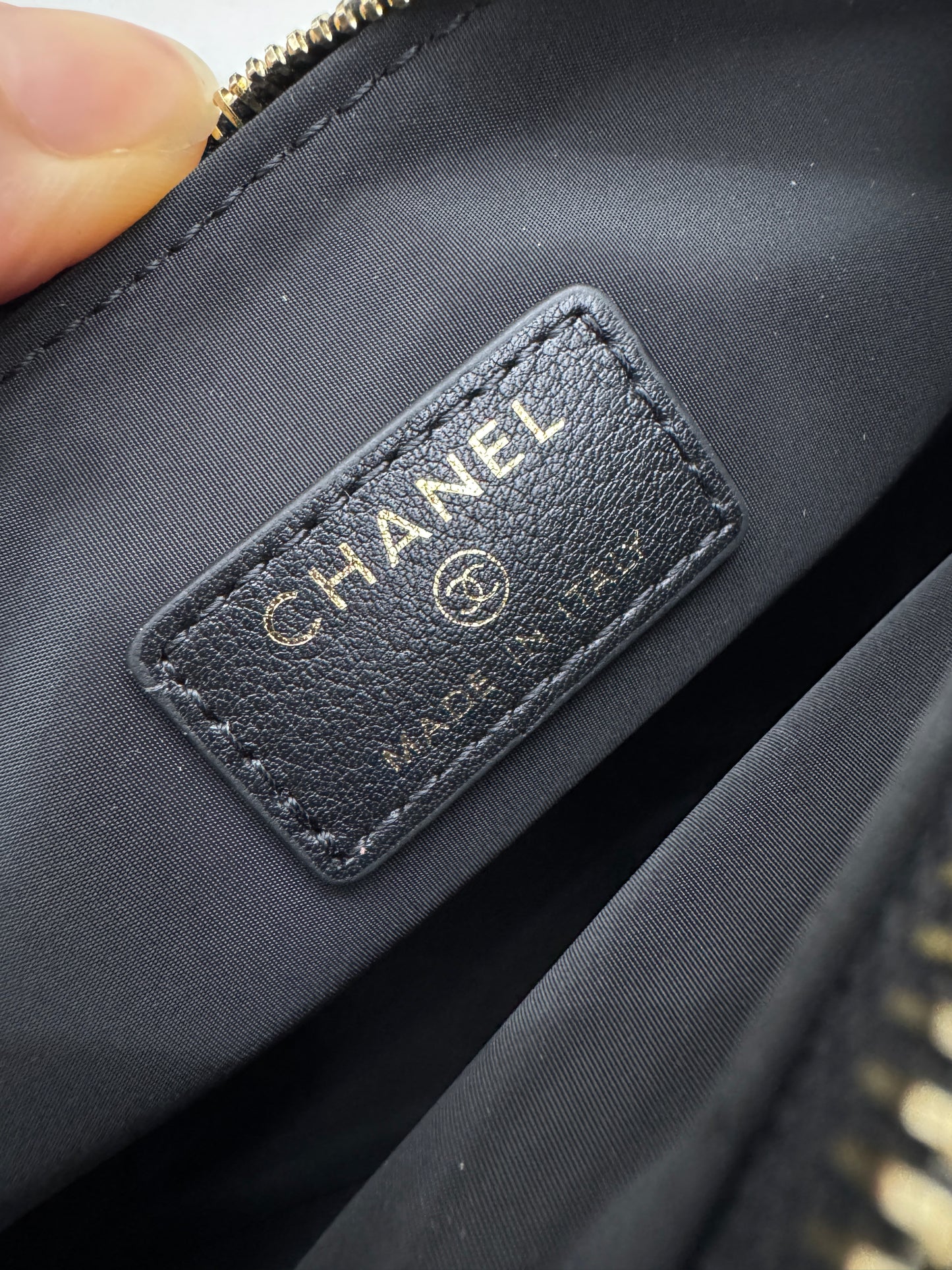 CHANEL 25N Coco Neige 滑雪系列 絲絨尼龍 相機包