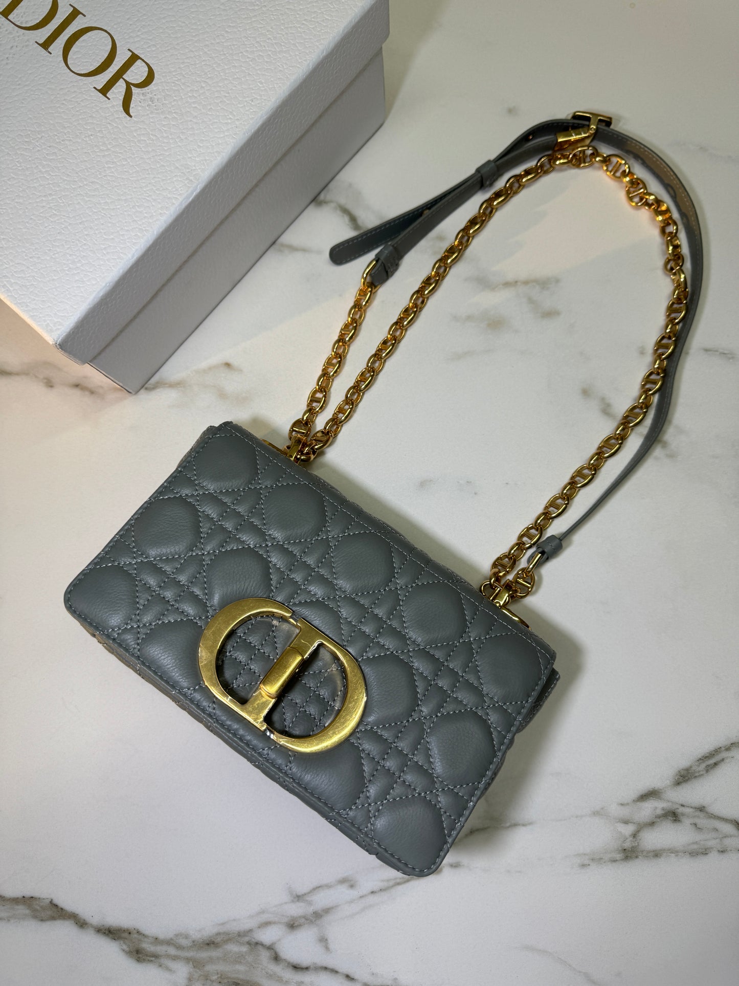 DIOR Caro 石灰色 小號