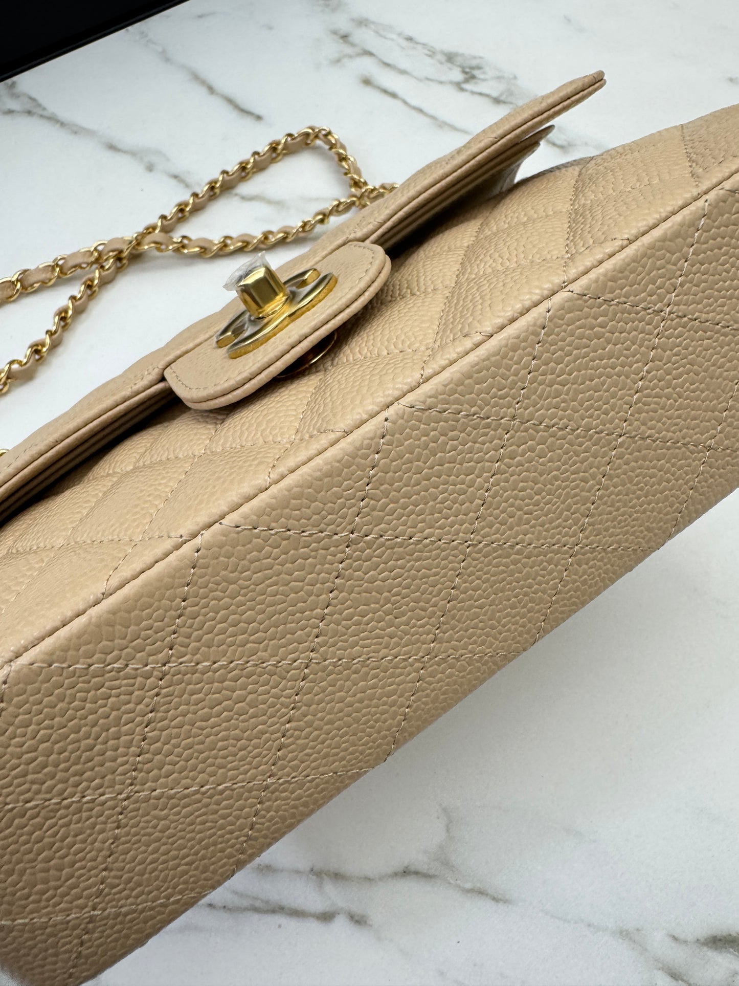 CHANEL CF23 Small 米杏色牛皮金扣 Beige Caviar Calfskin GHW