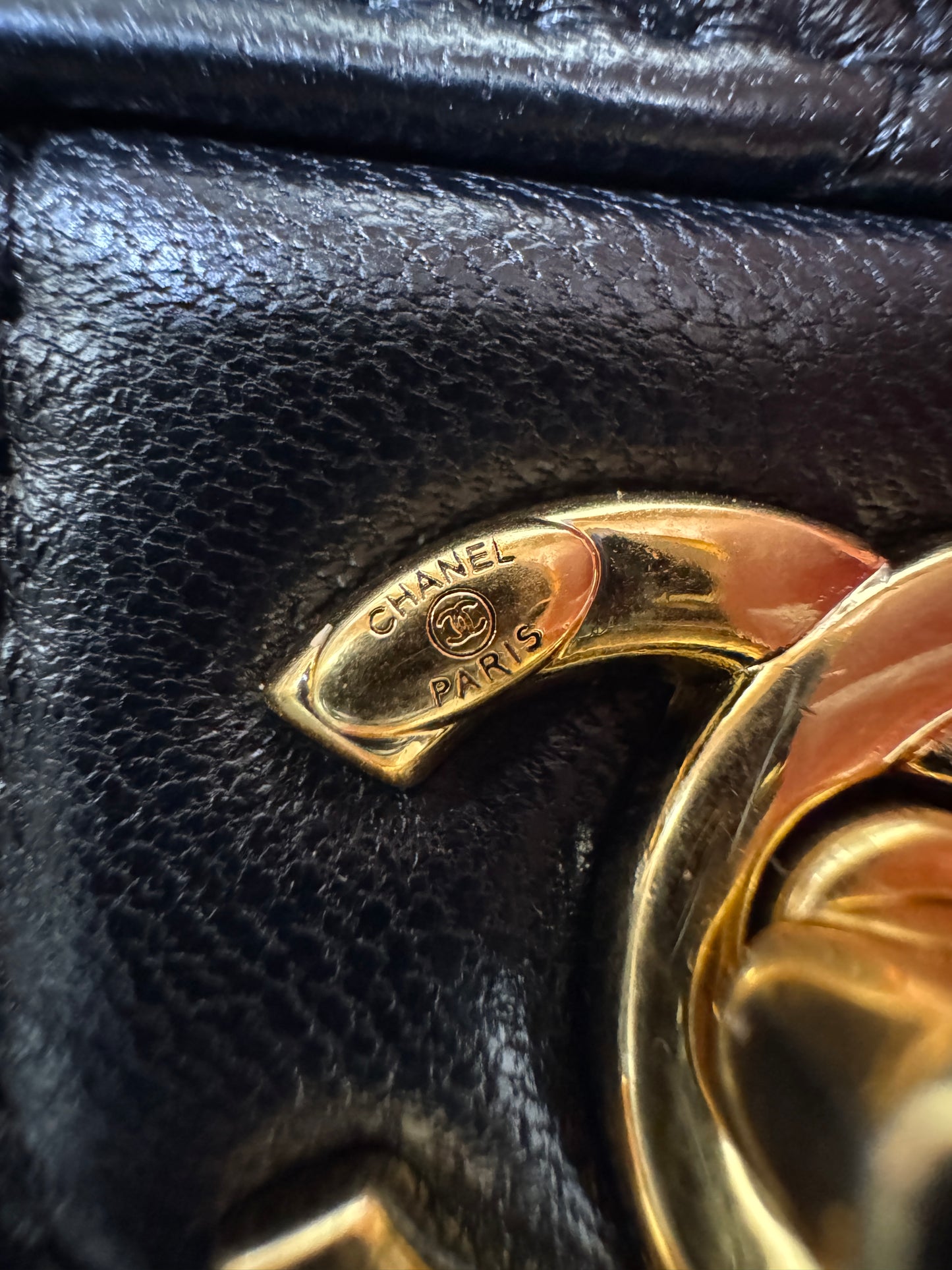 CHANEL 25B 手柄郵差 Wallet on Chain